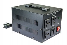 Feszültség átalakító konverter 230V/110V 2000W , KN2000 SoftStart