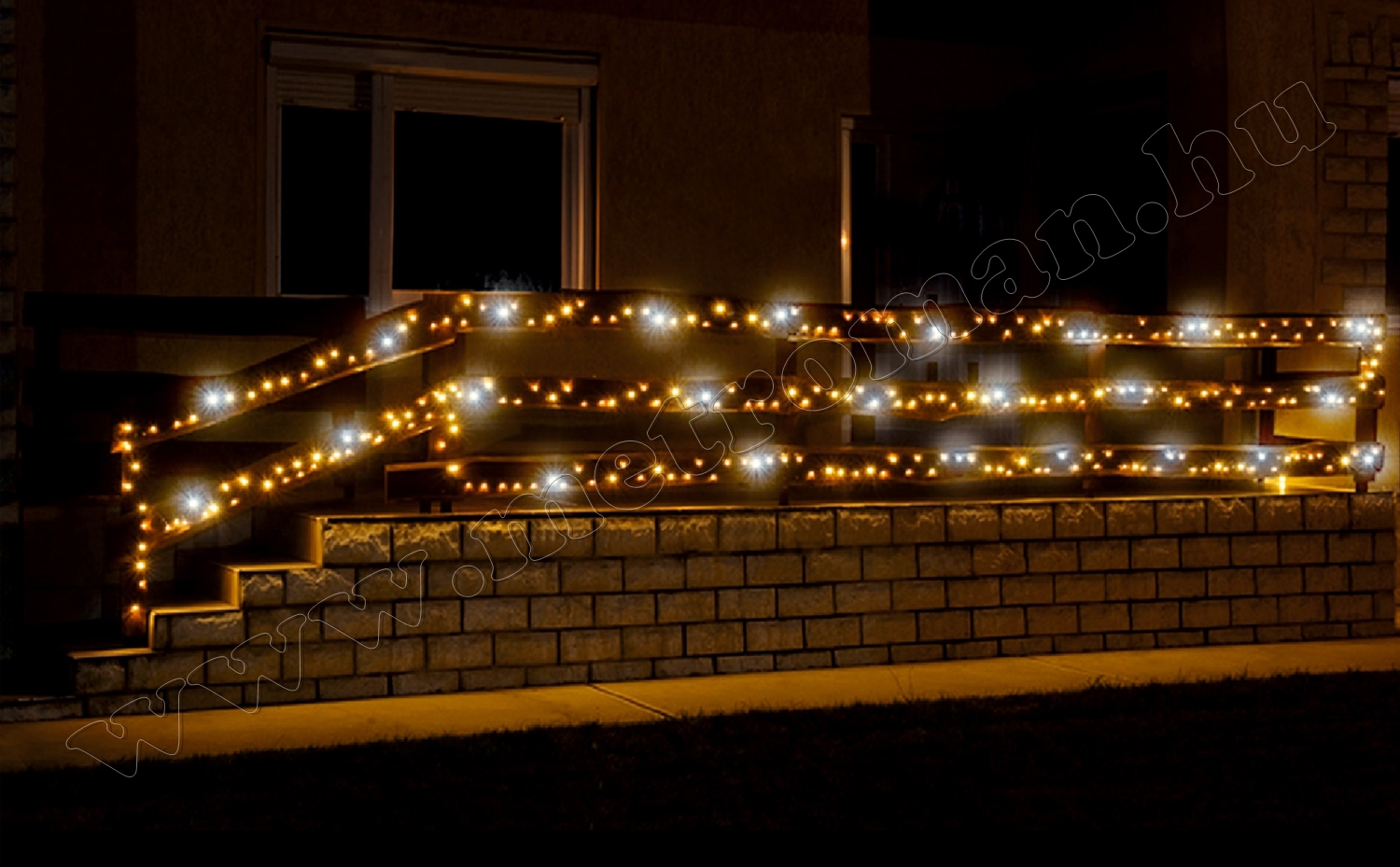 Karácsonyi, kültéri LED-es égősor, fényfüzér, sziporkázó KKL 200F/WH