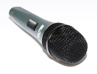 Dinamikus, professzionális mikrofon SAL M8