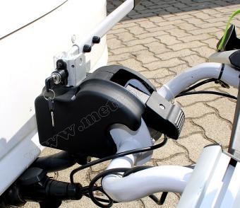 Autós kerékpártartó, kerékpárszállító vonóhorogra, Dönthető TB-006D4 LED