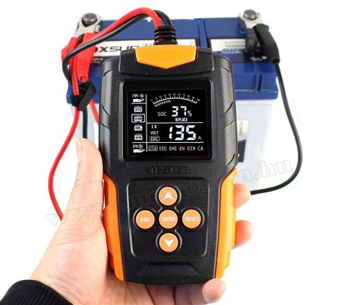 Digitális akkumulátor teszter 12/24V FBT-200