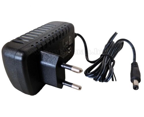 Hálózati tápegység és töltő akkus kisgépekhez 18V/1000mA