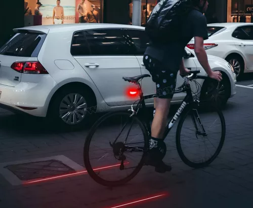 LED-es kerékpár hátsó lámpa lézer oldalfénnyel M14498