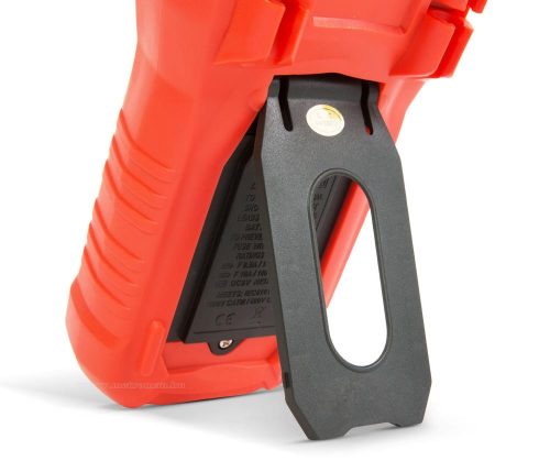 Digitális multiméter érintésmentes funkcióval USB-s PC kapcsolattal M5318NCV