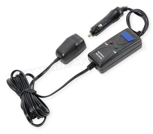 12V szivargyújtós akkuőr M030