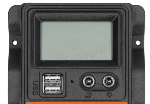 Napelem töltésvezérlő 12-24V 30/10A  MM1688-PWM