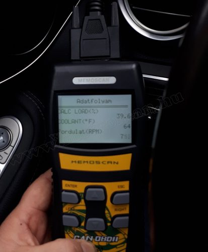 OBD2 autó diagnosztika műszer, hibakód olvasó M581HU