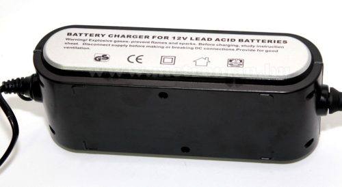 Intelligens automata akkumulátor töltő, csepptöltő és tápegység 12 V/8A Carstel 01.80.088