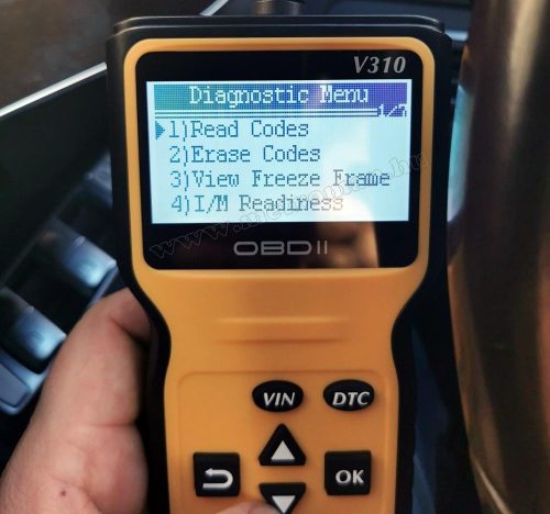 Kézi OBD2 autó diagnosztika műszer, hibakód olvasó V310