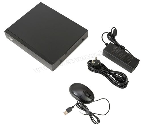 Nagy felbontású 4 kamerás biztonsági IP megfigyelő kamera rendszer PNI IP710J+4XIP515J POE