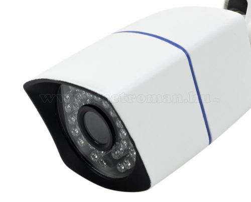 Nagy felbontású 4 kamerás AHD biztonsági megfigyelő kamera rendszer PNI-PTZ1500-5MP