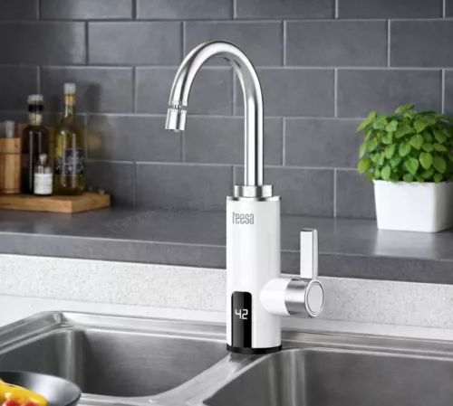 Átfolyós vízmelegítő csaptelep LED kijelzővel Teesa 4108-LED 3000W Fehér